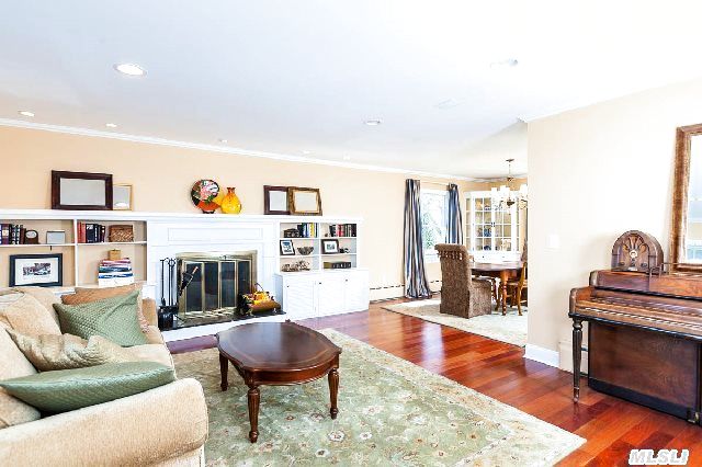 95 Willow Pond Ln