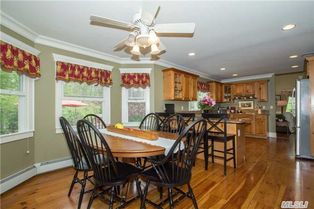 123 North Woods Dr