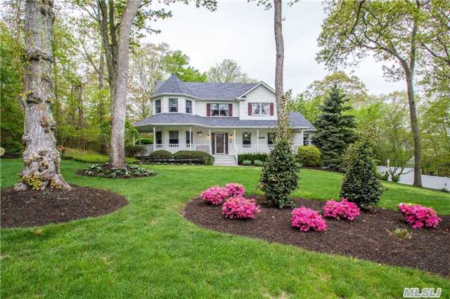 123 North Woods Dr