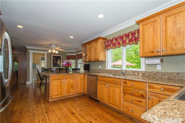 123 North Woods Dr