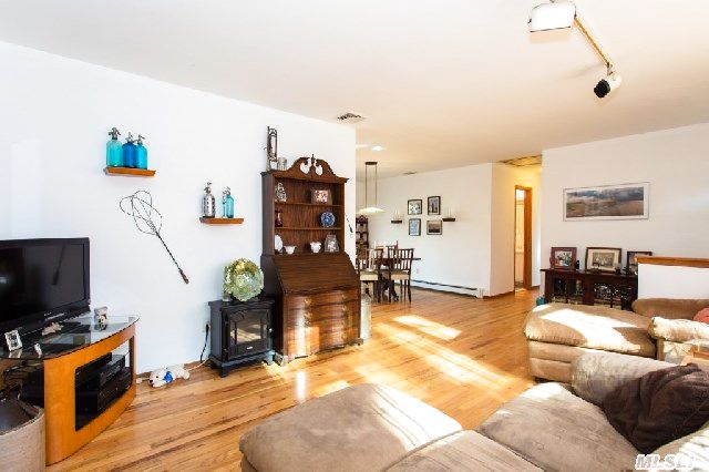 145 Horton Ave