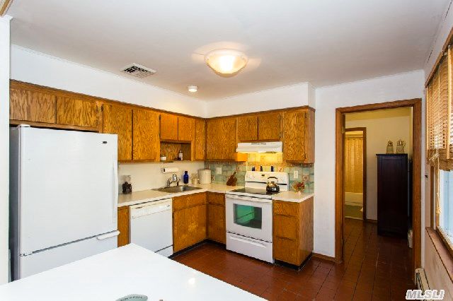 145 Horton Ave