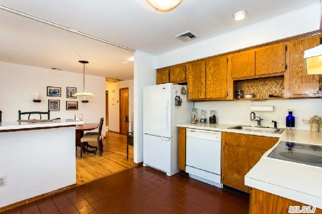 145 Horton Ave