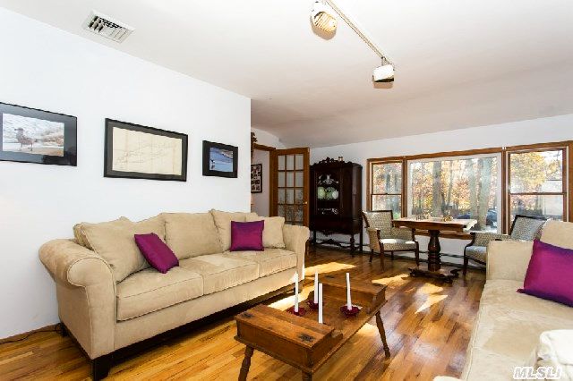 145 Horton Ave