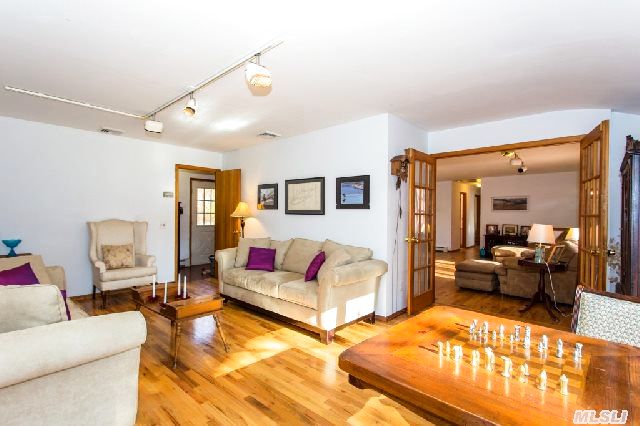 145 Horton Ave