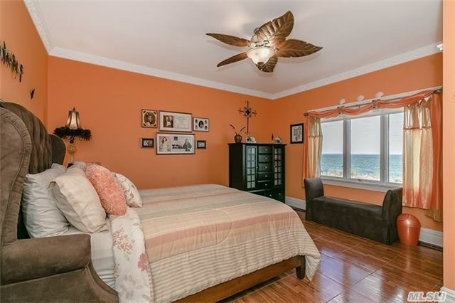 1525 Soundview Rd