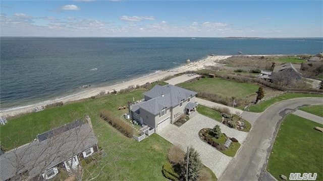 1525 Soundview Rd