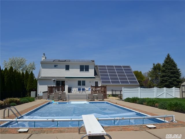 155 Oriole Dr