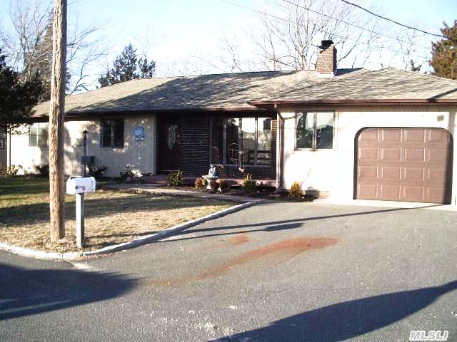 17 Locust St