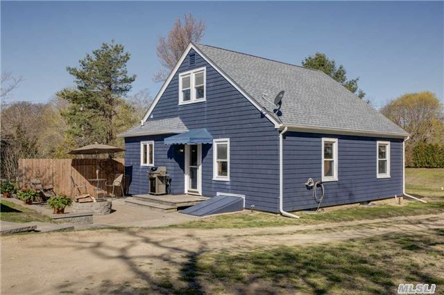 2570 Main Rd