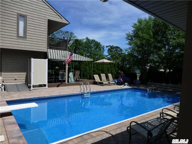 29 Seacove Ln