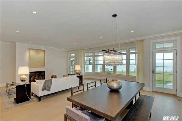 3270 Peconic Bay Blvd