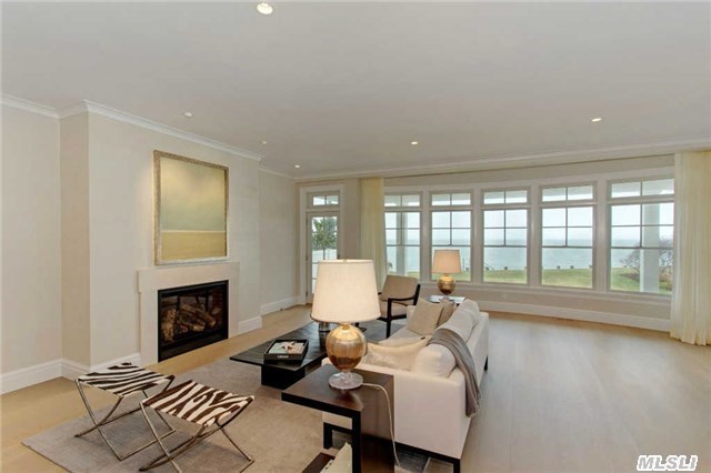 3270 Peconic Bay Blvd