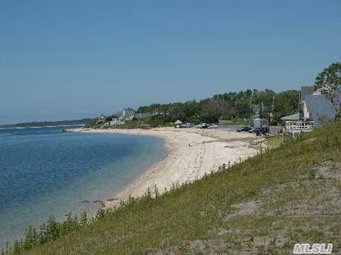 35 Clark Rd