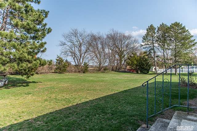 4050 Delmar Dr