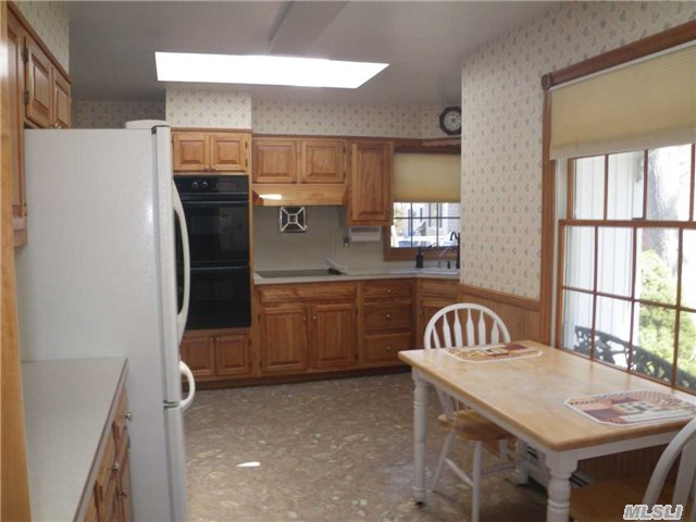 600 Beebe Dr