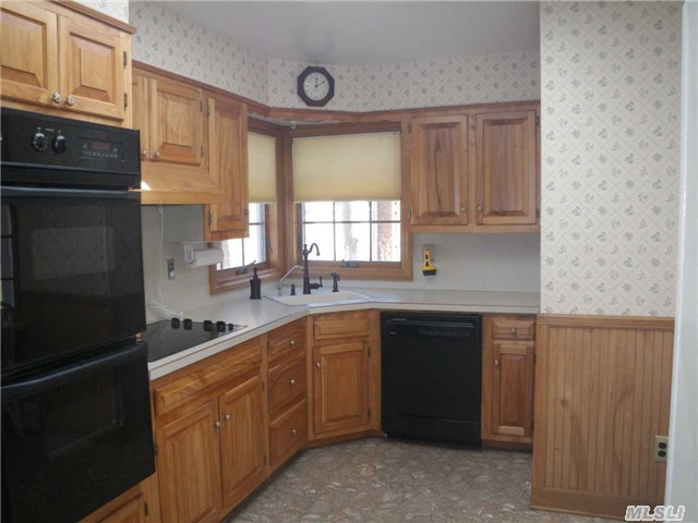 600 Beebe Dr