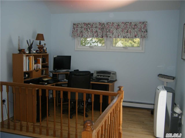 61 Randall Rd