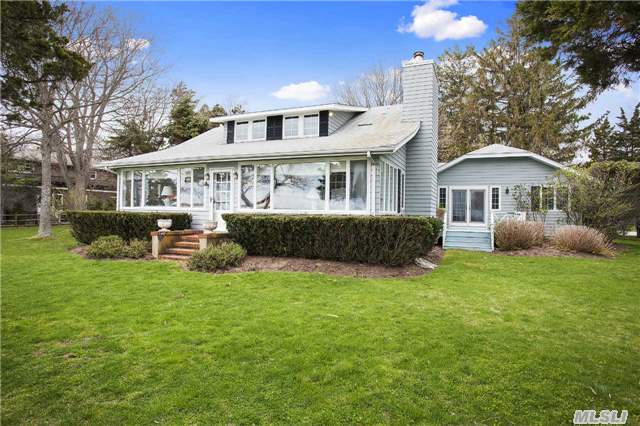 700 Great Peconic Ba Blvd