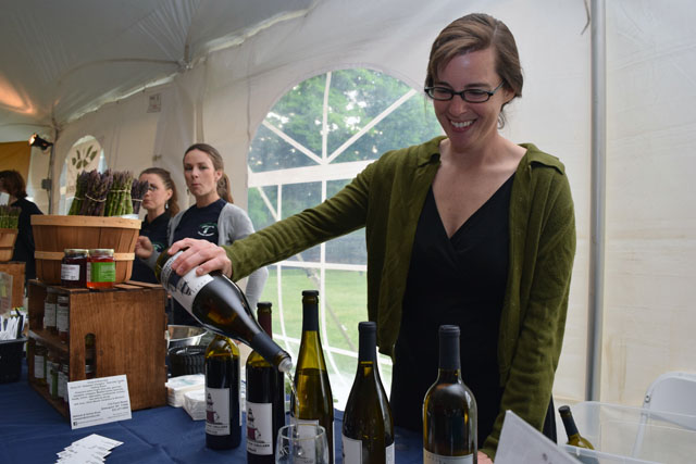 Laura Klahre pours some Coffee Pot Cellars chardonnay.