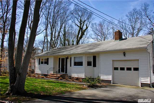 Woodcliff Dr