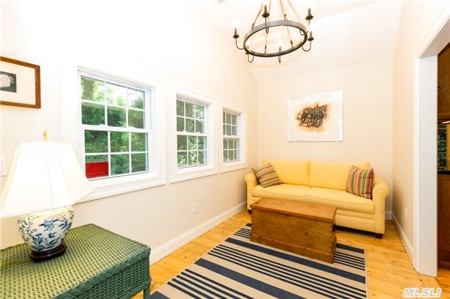 228 Park Rd