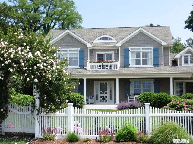 2400 Grathwohl Rd