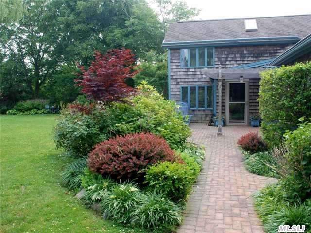 400 King St