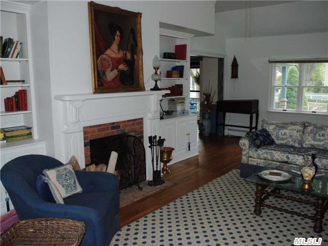 400 King St
