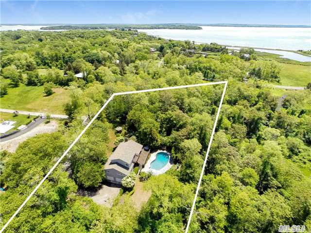 58 Lake Dr