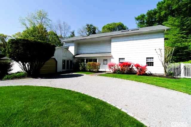 755 Moores Ln
