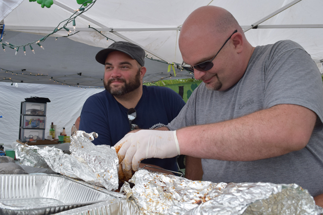 Kevin Quirk and Alan Goldblatt of Smokin' Irish BBQ.