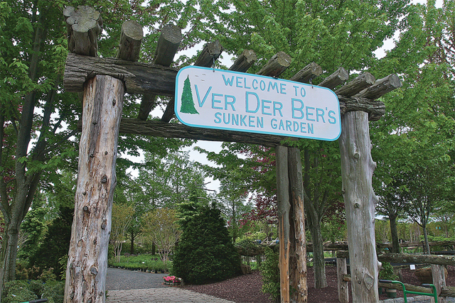 The entrance to the 'Sunken Garden'.