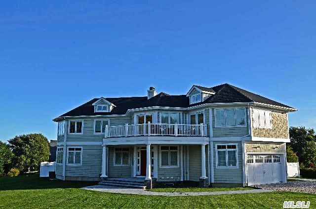 695 Sound Dr