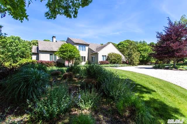 9390 North Bayview Rd