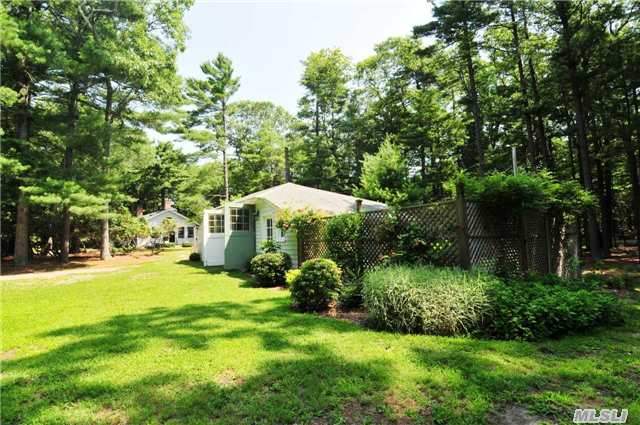 1425 Paradise Point Rd