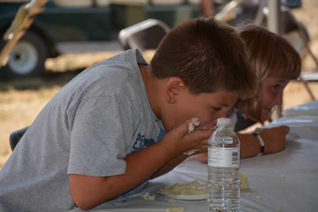 Mashed potato eating contest (Credit: Monique Singh-Roy)