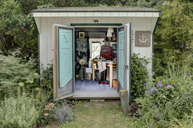 A shed designed by Gosia Rojek of Pas-Par-Tou. (Credit: Liz Glasgow)