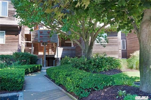 109 Fox Hill Dr