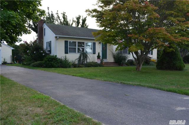 2125 Sound Ave