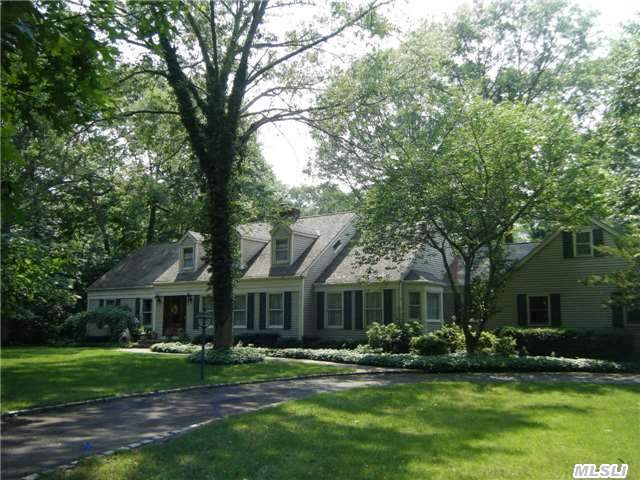 22 Laurel Hollow