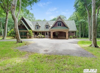2905 Arbor Ln