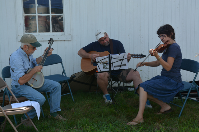 The bluegrass group 'Old Jam Time' performed live
