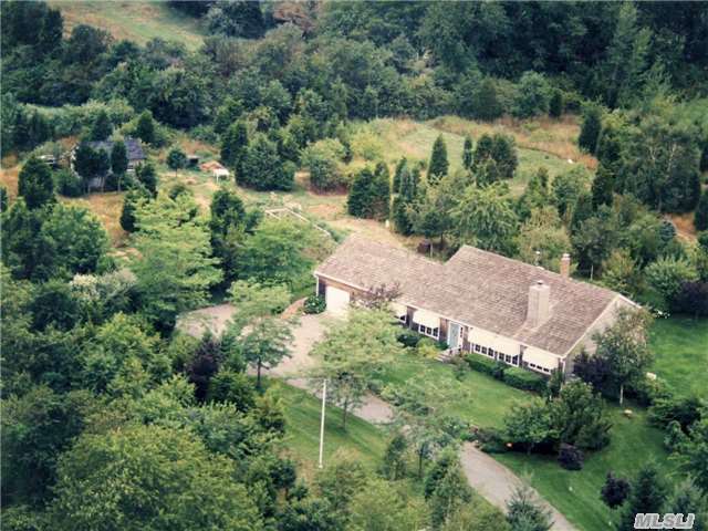 385 Pine Tree Road Ext