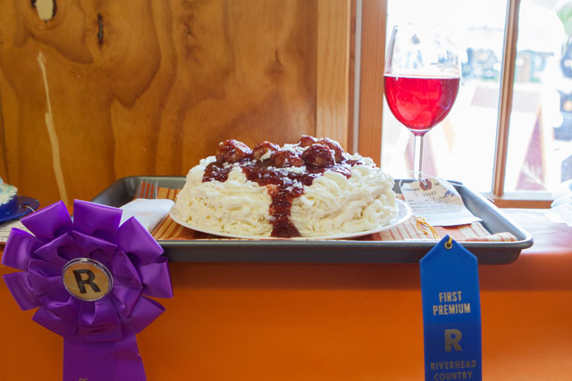 A prize-winning decorated cake.