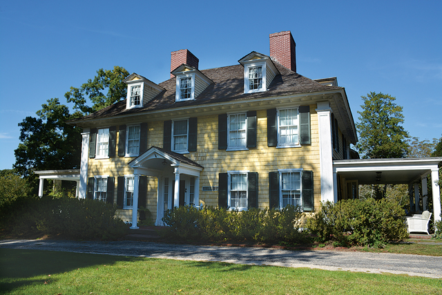 Sylvester Manor is allegedly haunted by some of Captain Kidd's murdered men. (Credit: Monique Singh-Roy)