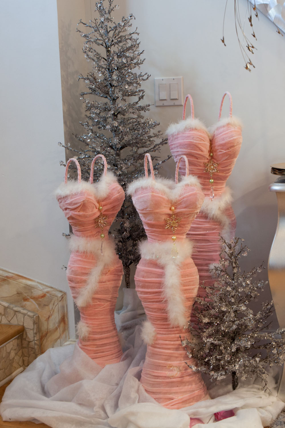 Decorations adorn the house. 