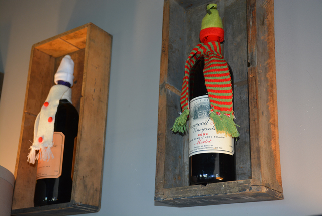 Even Sherwood House Vineyard's winebottles were dressed for the holiday.