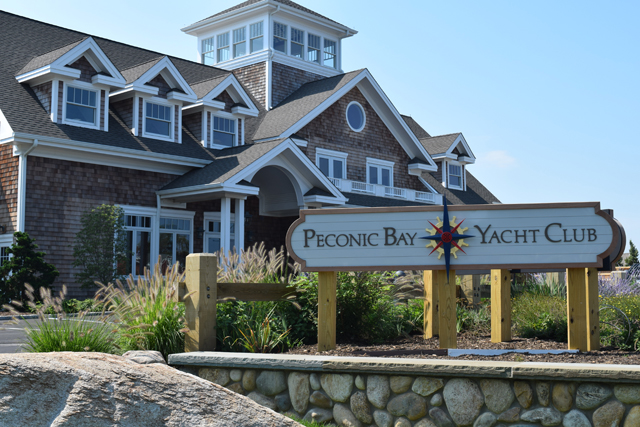 Peconic Bay Yacht Club in Southold hosted its first wedding in August. (Credit: Vera Chinese photos)