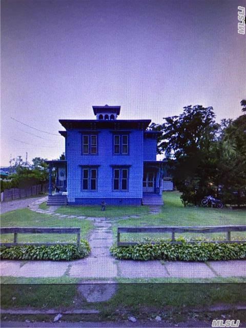 141 Bay Ave